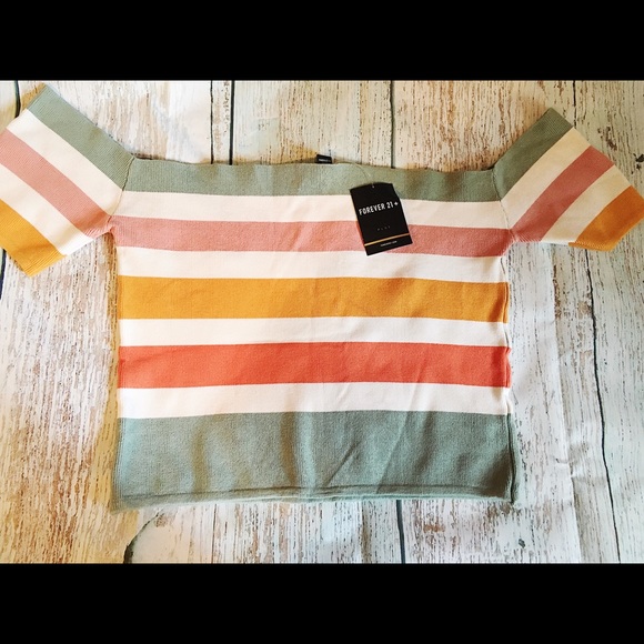 Forever 21 Tops - Forever 21 retro striped off the shoulder crop top